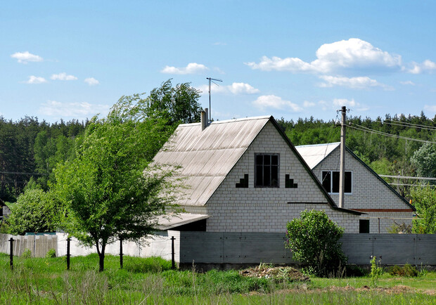 Село Ватутино в Харьковской области будет называться Залужное. 