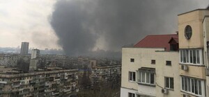 У Києві на Подолі горять склади з лакофарбовими матеріалами