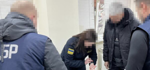 На Львівській митниці пропускали повні фури під виглядом порожніх