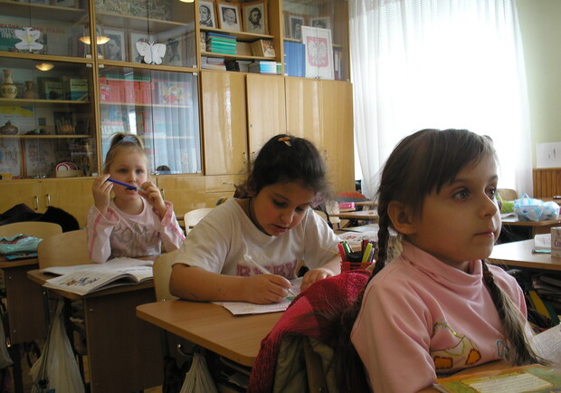 Фото kp.ua. Харьковских детей научат рассказывать себе на английском языке. 