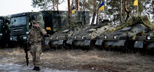 Харьковская бригада теробороны получила британские бронетранспортеры Spartan (фото)