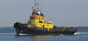 Одесский порт продает три буксира