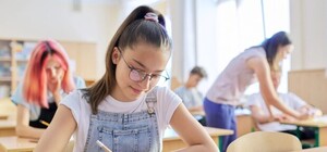 Сегодня в Украине стартовала регистрация на Национальный мультипредметный тест-2023: подробности