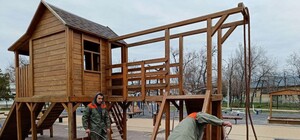 В Днепре отремонтировали сквер, который пострадал от вандалов