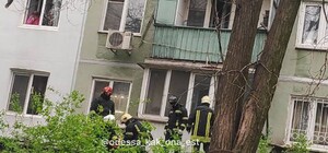 На Черемушках пенсионерка выпала из окна пятого этажа