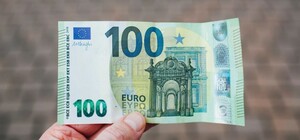 Курс валют в Украине 1 мая 2023: сколько стоит доллар и евро