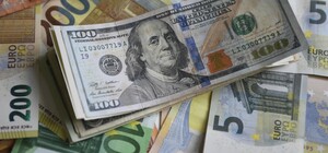 Курс валют в Украине 9 мая 2023: сколько стоит доллар и евро