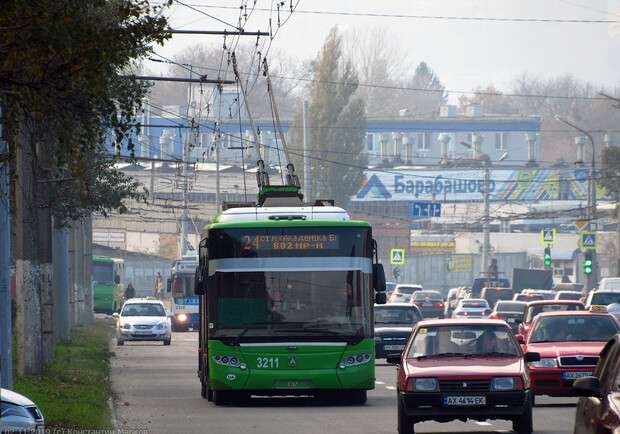 Троллейбусы временно не будут доезжать до рынка @Барабашово". 