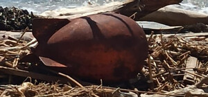 В Одессе на пляже нашли два взрывоопасных предмета 