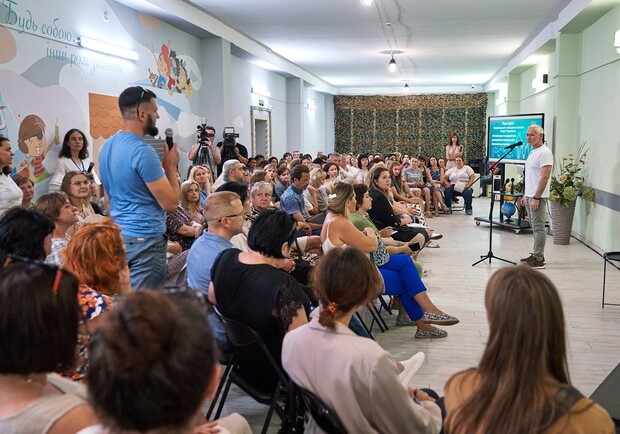 Терехов рассказал, будет ли организовано офлайн-обучение в школах. 