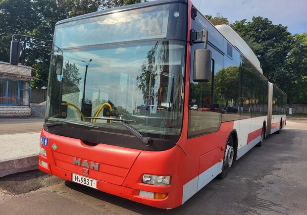 В Харькове ищут водителей на немецкие автобусы. 