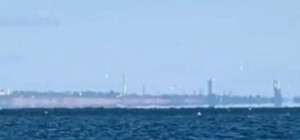 Фата-моргана: в Одессе заметили левитирующий над морем город (видео)