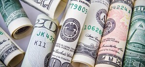 Курс валют в Украине 28 октября 2023: сколько стоит доллар и евро