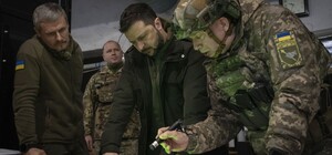 У Запоріжжі Зеленський провів нараду щодо офлайн-навчання у школах міста