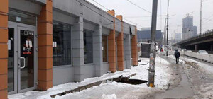 Как развивается ситуация с просадкой грунта у станции метро 