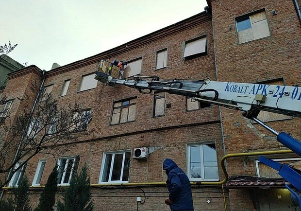 В Харькове повреждено 140 жилых домов в результате обстрелов с 29 декабря по 3 января. 