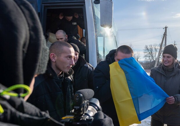Під час останнього обміну полоненими Україна повернула додому двох харків'ян та дев'ять мешканців області. 