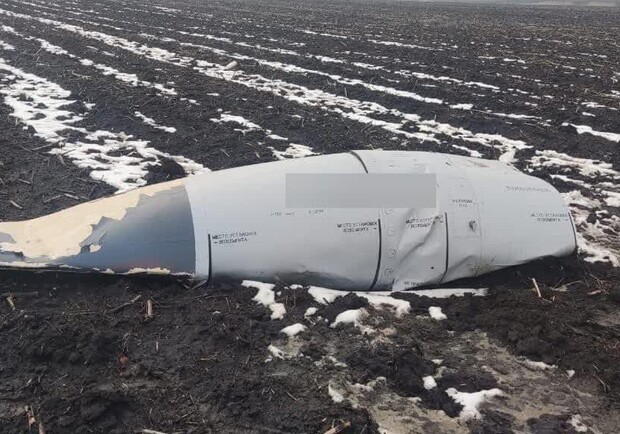 Неподалеку от трассы Киев – Харьков-Довжанский обнаружена неразорвавшаяся ракета Х-22. 