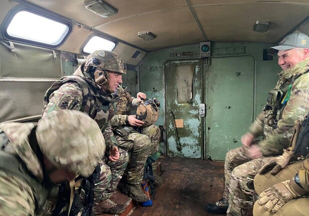 Начальник Харьковского военного гарнизона Сергей Мельник сообщил о попытке покушения на его жизнь. 
