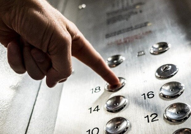 В Харьковгорлифте попросили не пользоваться лифтами без необходимости. 
