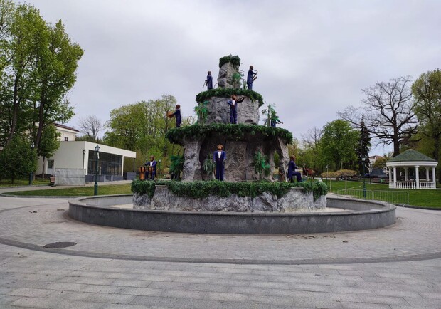 В саду Шевченко открыли фонтан. 