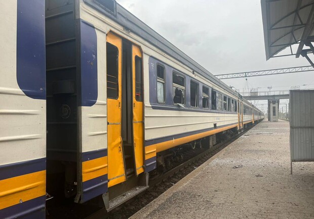 Кількість постраждалих від удару по вокзалу у Балаклії зросла. 