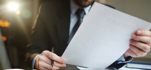 Скандал: на Одещині примусово мобілізували адвоката, який приїхав до підзахисного