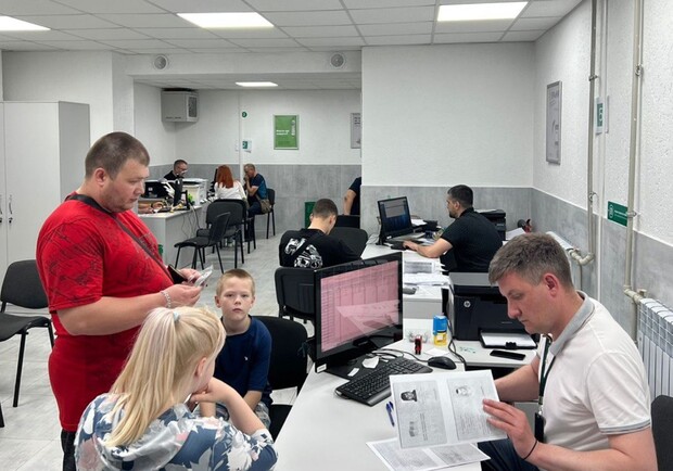 В Харькове сервисный центр МВД оборудовали в укрытии. 