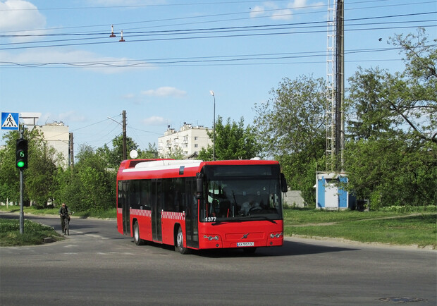 Автобуси №70 та №252 тимчасово змінять маршрут. 