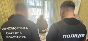 Предоставлял документы для отсрочки: в Одессе чиновника психбольницы подозревают во взяточничестве