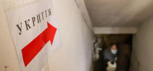 В укрытие на территории бывшего НАУ в Киеве не впустили женщину с ребенком