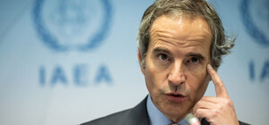 Ротация миссии МАГАТЭ на ЗАЭС через оккупированные территории: что объяснил Гросси