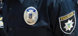 Затримання чоловіка біля стоянки на Грушевського в Одесі: ситуацію прокоментували патрульні