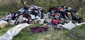 В Харьковской области нашли свалку секонд-хенда