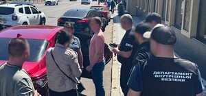В Одессе псевдоадвокат обещал за взятку снять мужчину с военного учета