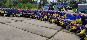 Сім бійців із Харківської області повернулися додому з полону