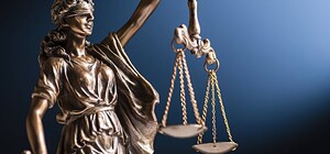 Борги з ЖКГ, кримінальщина, розлучення: які справи найчастіше розглядали українські суди у 2024 році