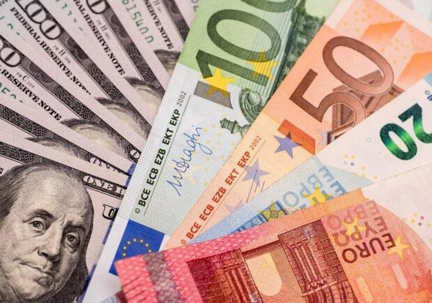 Курс валют в Украине 5 июня 2025: сколько стоит доллар и евро. Фото: pixabay.com