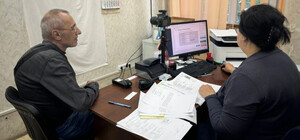 У Дніпрі 59-річний чоловік отримав перший паспорт України після 34 років без документів