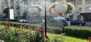 Поставили нові рамки-розпилювачі води: локації, де можна охолодитися в Києві у спеку