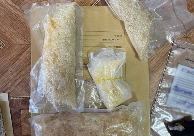 У Харкові ліквідовано масштабну нарколабораторію. 