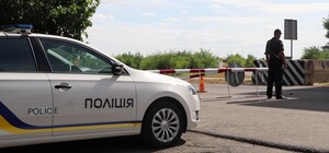 Заступник начальника карного розшуку Харківської області намагався вивезти двох ухилянтів за кордон