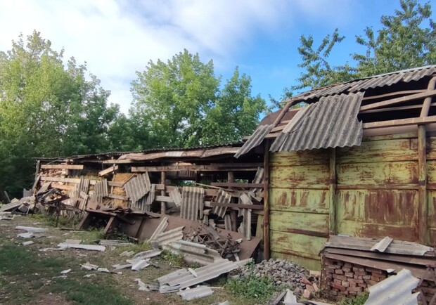 Оккупанты обстреляли предприятие под Харьковом. 
