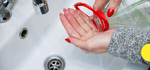 На правобережье Днепра временно приостановлено водоснабжение: где и когда его ждать