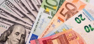 Курс валют в Украине 30 августа 2025: сколько стоит доллар и евро