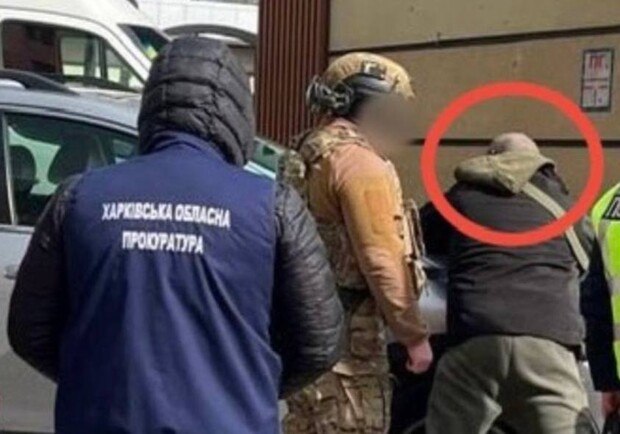 Двух харьковчан будут судить за организацию побега из страны. 