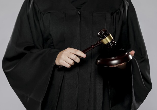 В Харькове будут судить военного и его сообщника, которые организовали переправку уклонистов через границу. 