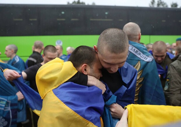 Обмін військовополоненими: 11 мешканців Харківської області вдалося повернути додому. 