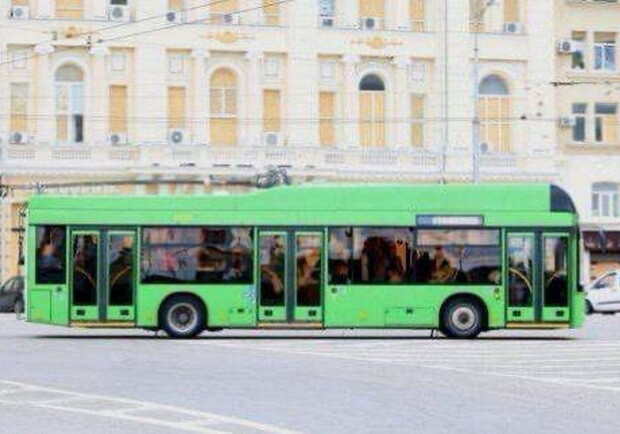 В Харькове троллейбусы и трамваи изменили маршруты из-за перебоев с электричеством. 