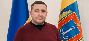 Голові Одеської облради та його дружині повідомили про підозру: що вони накоїли